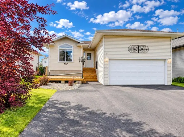 10244 NE 97th St, Sexsmith, AB T0H 3C0