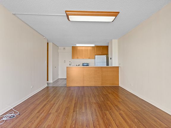 5th image of 1050 Kinau St APT 301
