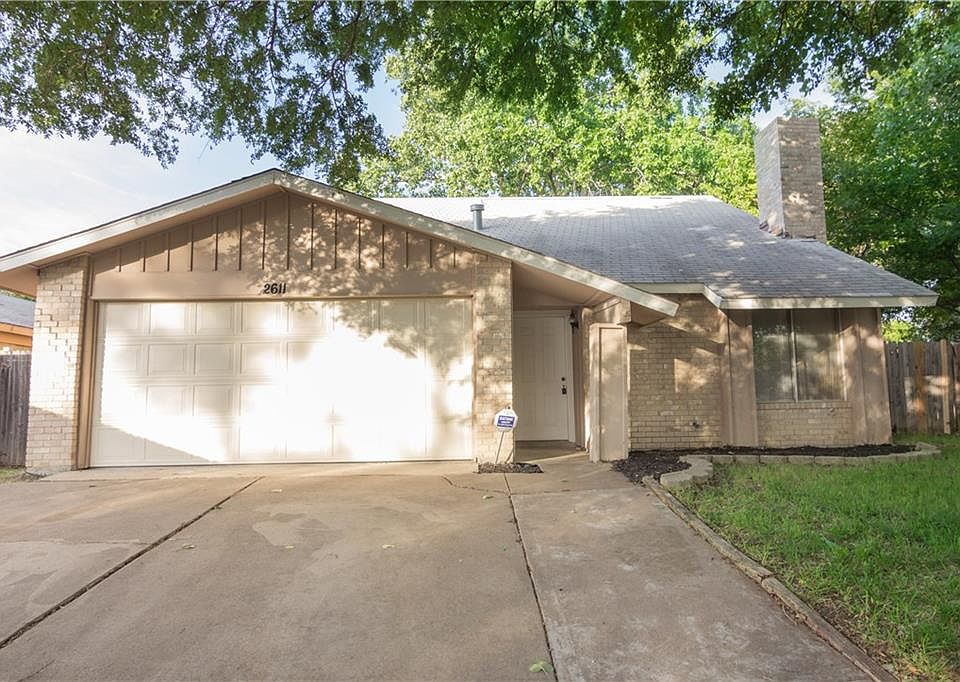 1st image of 2611 Stoneridge Ct