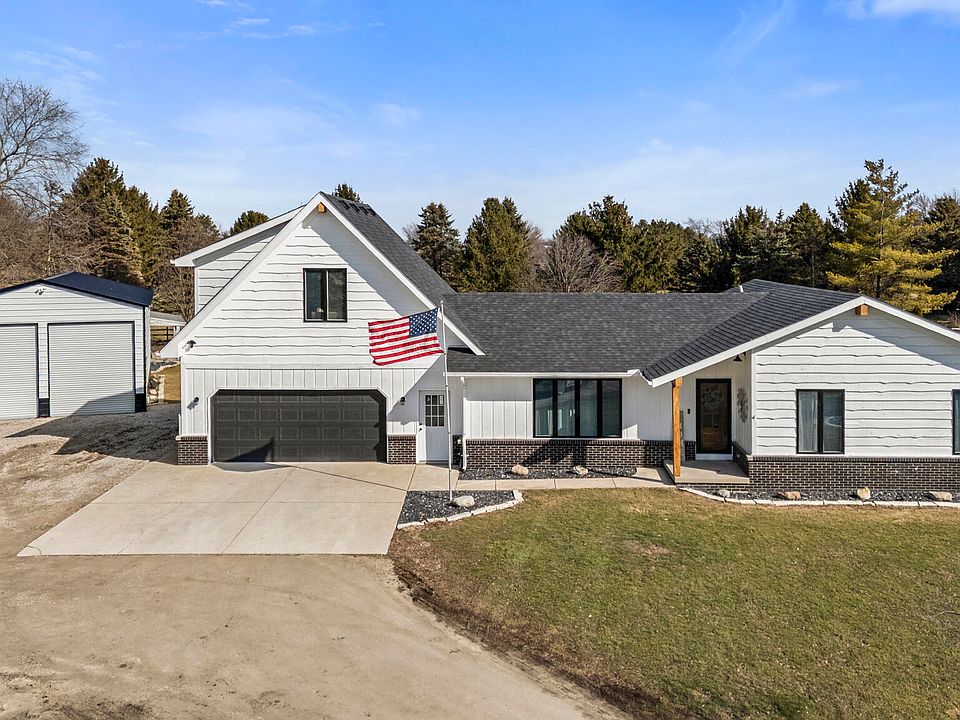 1st image of 24579 Thompson Rd