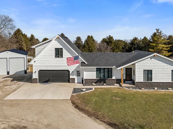 24579 Thompson Rd, Perrysburg, OH 43551