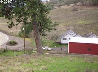 2005 Green Valley Rd, Oakland, OR 97462