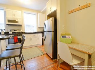 20 Moon St UNIT 24H, Boston, MA 02113