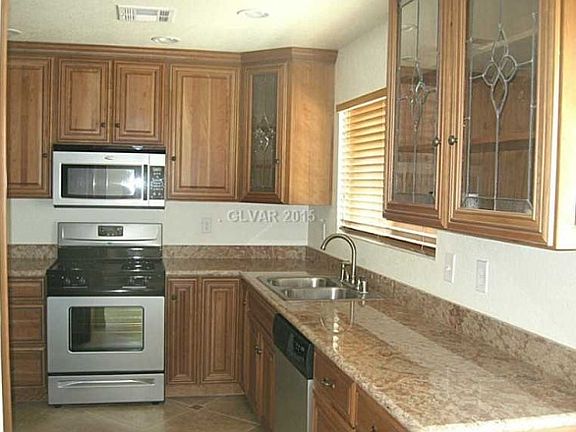 5th image of 7638 Muirfield Dr