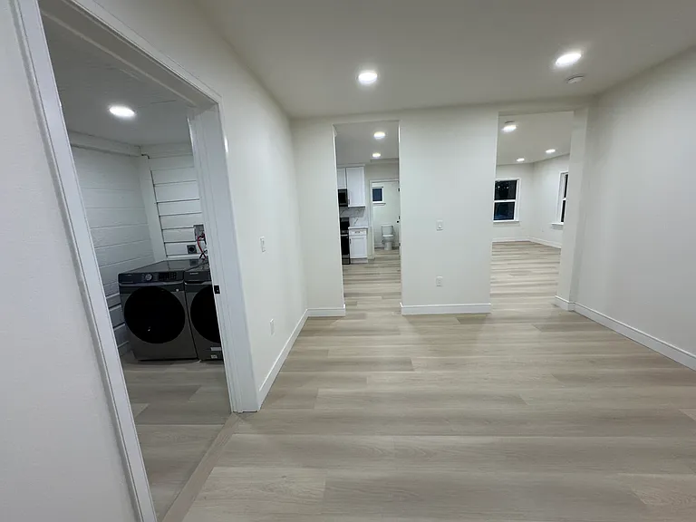 7570 Snow Ave — Photo 21