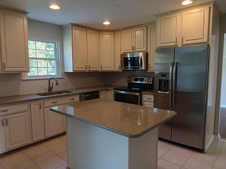 345 Silver Ridge Dr — Photo 10