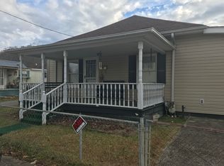 1108 Boyd St, Paintsville, KY 41240