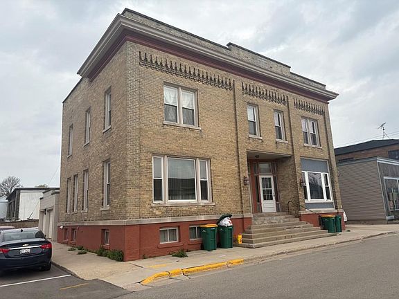 3rd image of 705 S WATER STREET