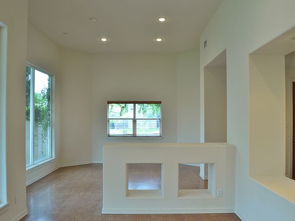 5th image of 7709 N 5th St