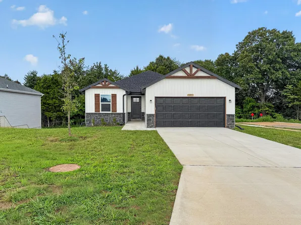 595 Bailiwick Drive, Rogersville, MO 65742