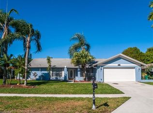 214 Dent Dr, Naples, FL 34112