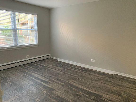 3rd image of 2100 W Farragut Ave #2110H2