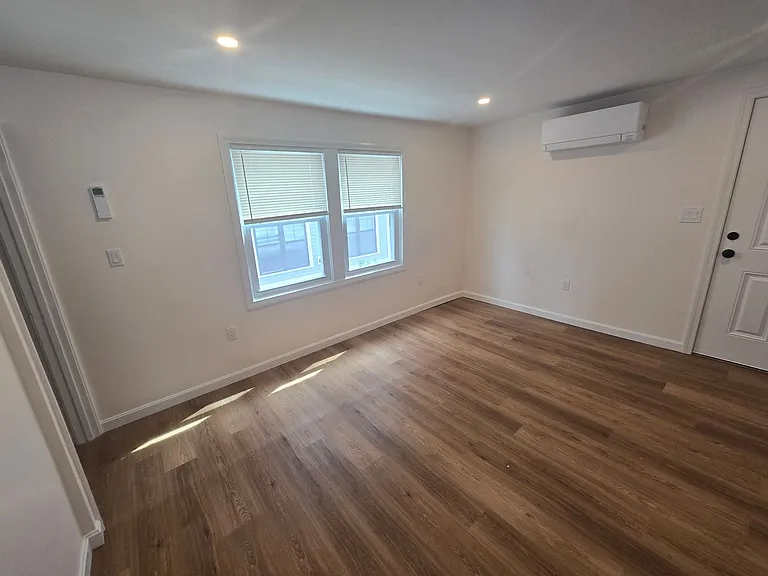 10 Rantoul St — Photo 6