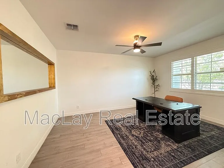10312 E Revolution Dr — Photo 12