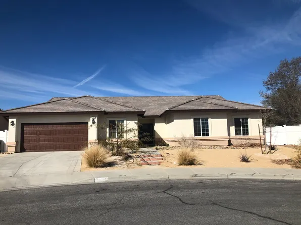 12484 Mesa Verde Ct, Victorville, CA 92392