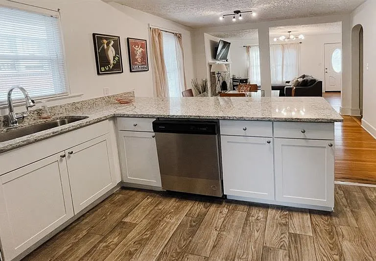 1408 Memorial Dr SE #UPSTAI — Photo 13