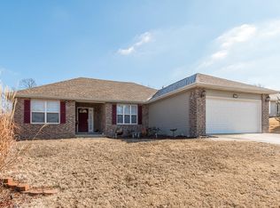 164 Lillian Ln, Hollister, MO 65672
