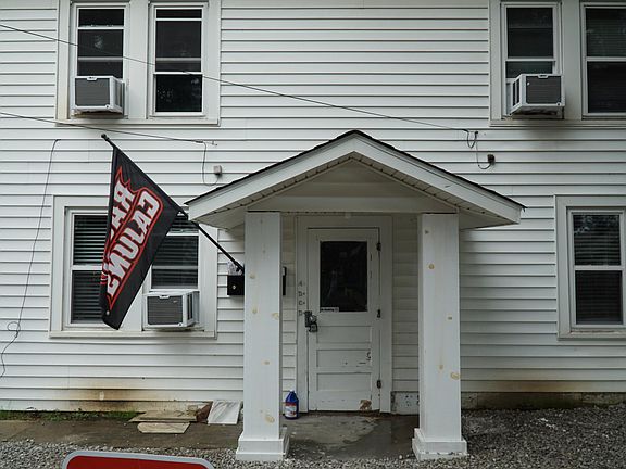 3rd image of 411 W Taft St #D