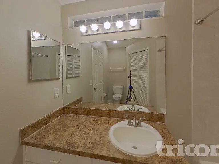 11106 Robin Lake Ct — Photo 8