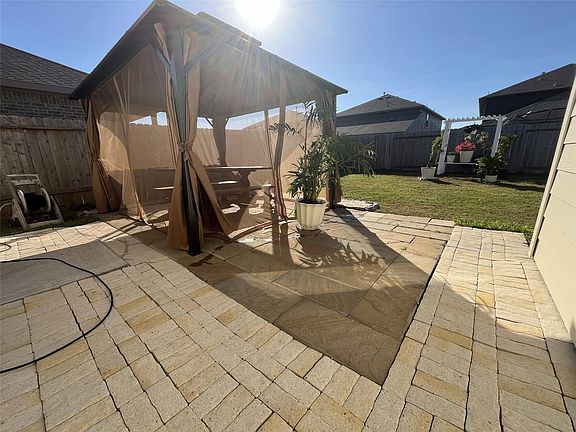 2nd image of 10510 Watershed Dr