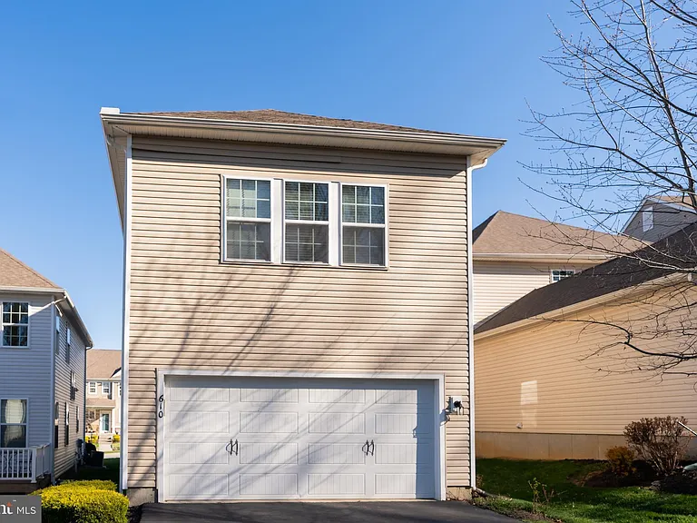 610 Kent Ct — Photo 33