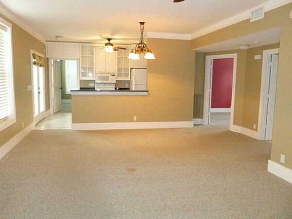 4th image of 110 Shady Brook Cir Unit 200