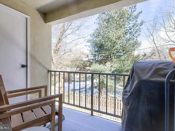 3rd image of 411 W Conestoga Rd APT 22