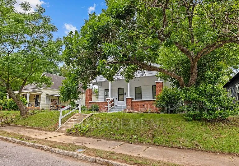2608 Avenue G — Photo 5