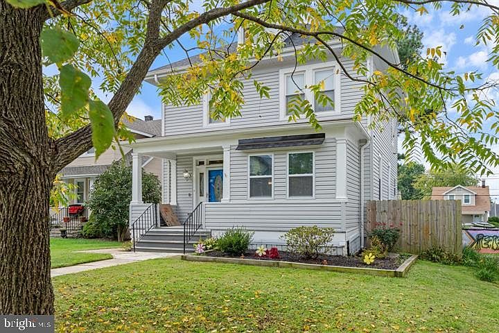1st image of 3205 Gibbons Ave