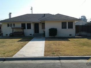 2121 Bradford St, Bakersfield, CA 93304