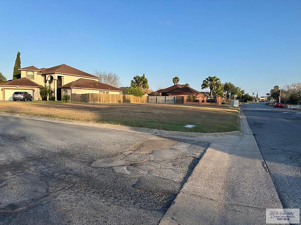 1st image of 1493 Las Lomas