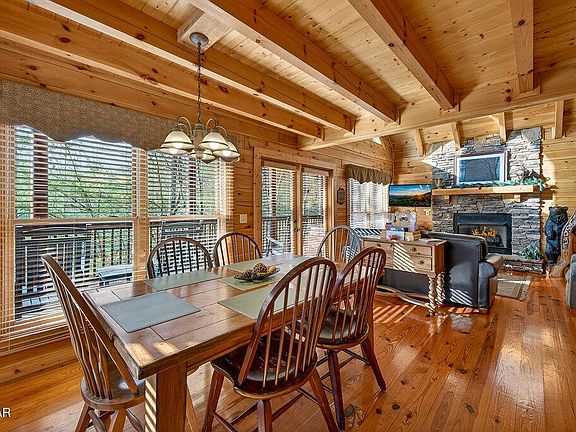 5th image of 4539 Forest Vista Way