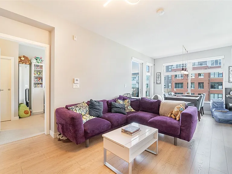 9333 Tomicki Ave #402 — Photo 3
