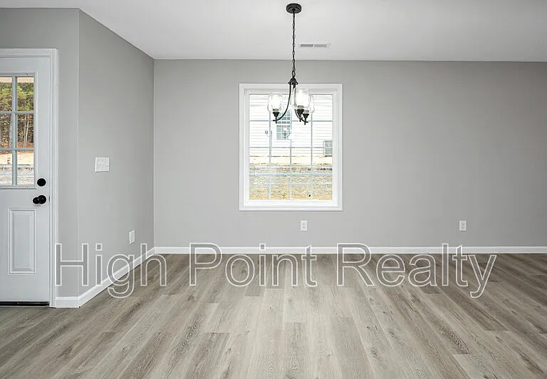 85 Smith Glen Dr — Photo 32