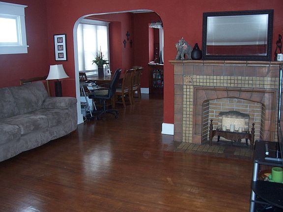 4th image of 426 N Main St