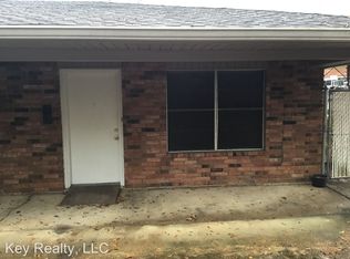911 College Dr APT E, Pineville, LA 71360