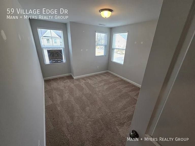 59 Village Edge Dr — Photo 37