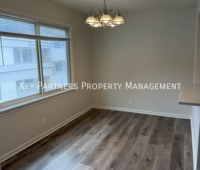 8833 Glenwood St #18 — Photo 10