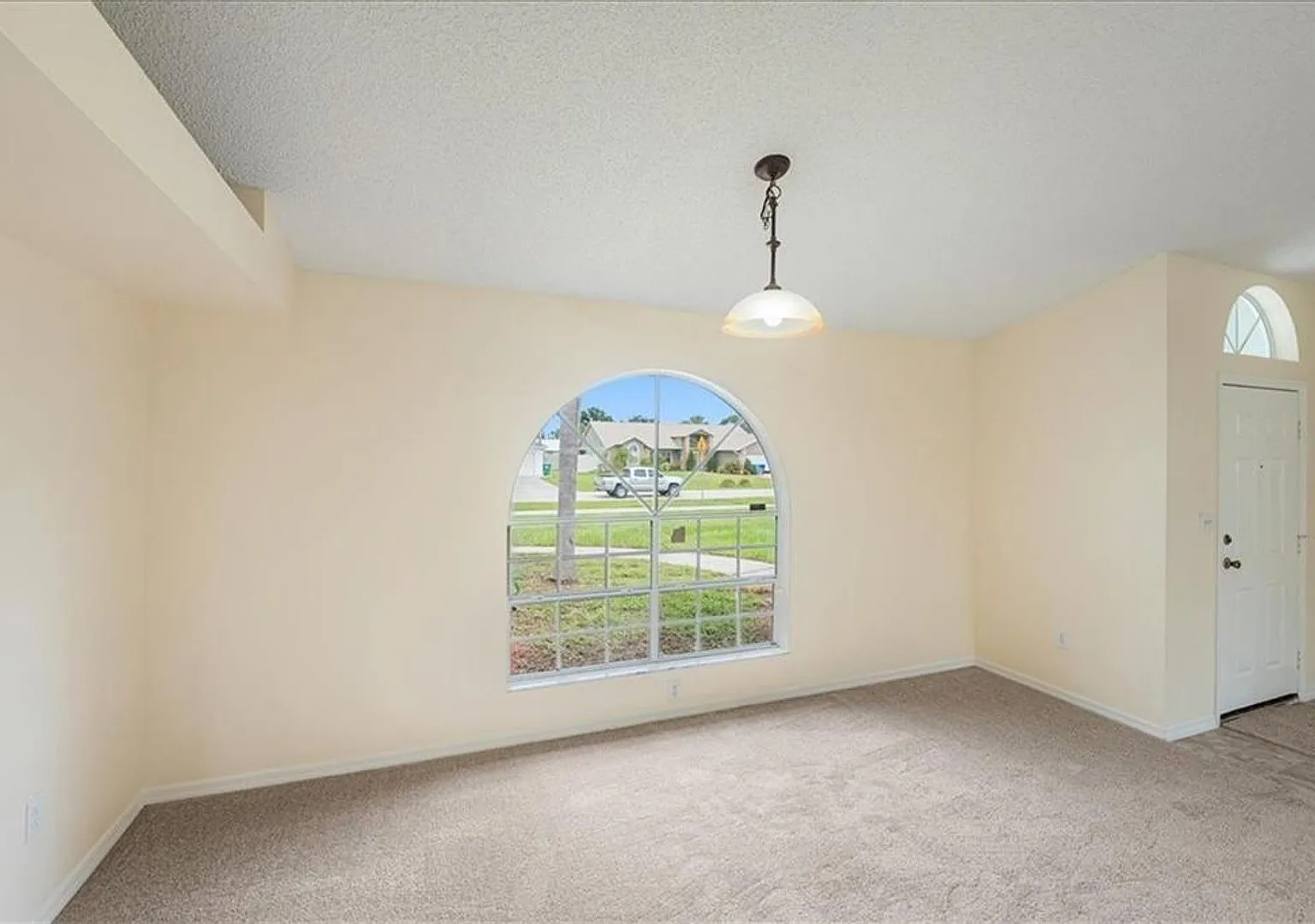 Sebastian House 3/2 — Photo 3