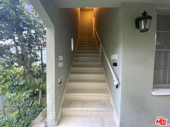 10559 1/2 Ashton Ave, Los Angeles, CA