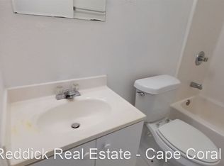 2701 Owen Ave, Lehigh Acres, FL 33973