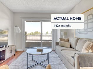 6121 N Glade Ave FLOOR 4-ID699, Woodland Hills, CA 91367