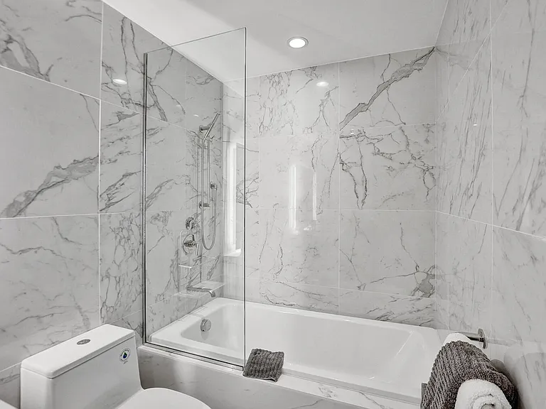 525 N Fort Lauderdale Beach Blvd #703 — Photo 20
