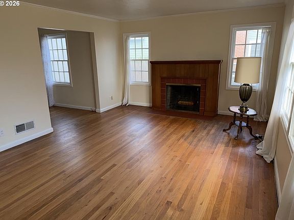 3rd image of 7135 N Olin Ave