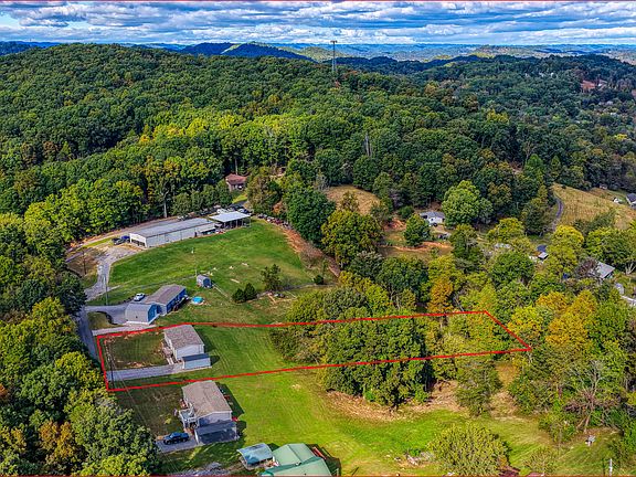 3rd image of 779 Tuggle Hill Rd