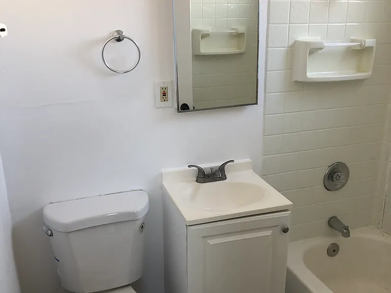 1760 Henderson Ave #5A — Photo 20