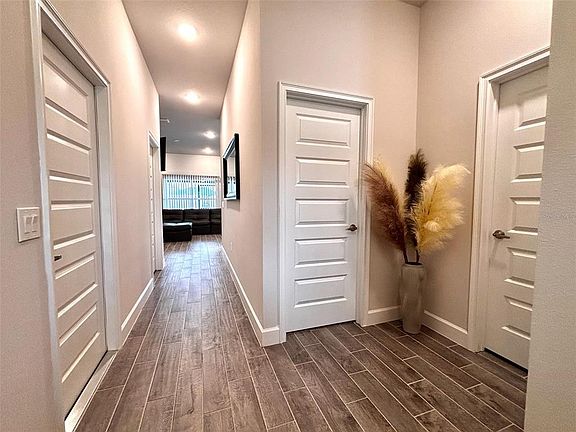 4th image of 11801 SUNDER BERRY STREET