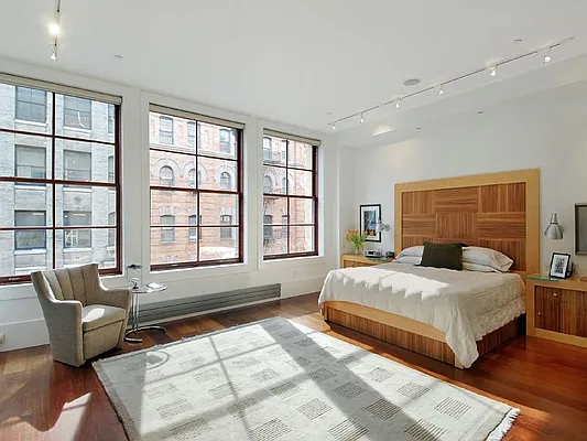 Sold by Sotheby's International Realty | media 7