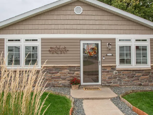1024 H St, Burwell, NE 68823