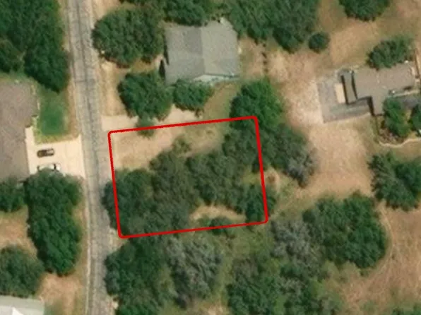 115 Keswick Rd, Spicewood, TX 78669
